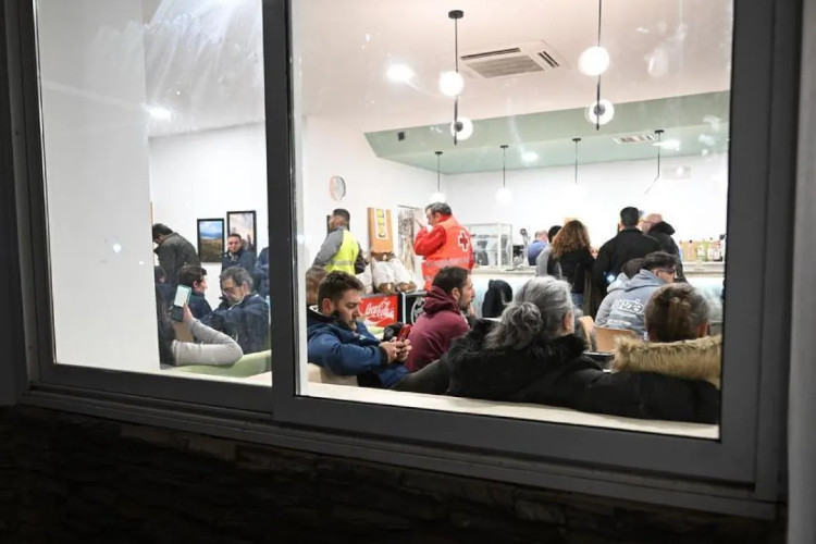 PM Spanyol Tetapkan Berkabung Nasional Tiga Hari Usai Kecelakaan Kereta Tewaskan 40 Orang'