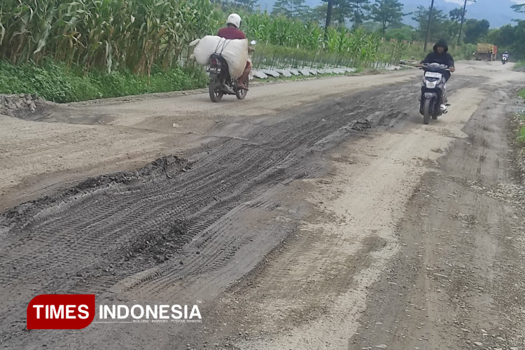 Ruas-jalan-kabupaten-Banjarnegara-2.jpg