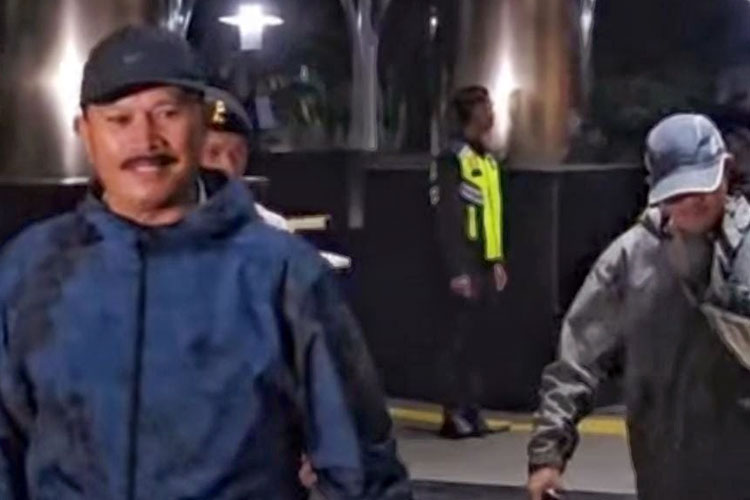 Usai Ditetapkan KPK Tersangka, Wali Kota Madiun Maidi Langsung Ditahan 20 Hari