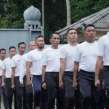 Petugas Haji Dilatih Semi Militer, Wamenhaj Tekankan Kerja Tim dan Transparansi Layanan