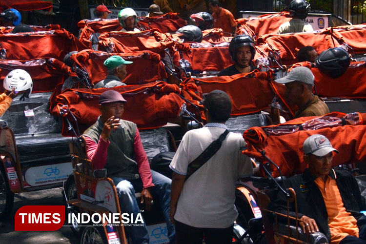 Presiden Prabowo Instruksikan Penyaluran 80.000 Becak Listrik Rampung 2027