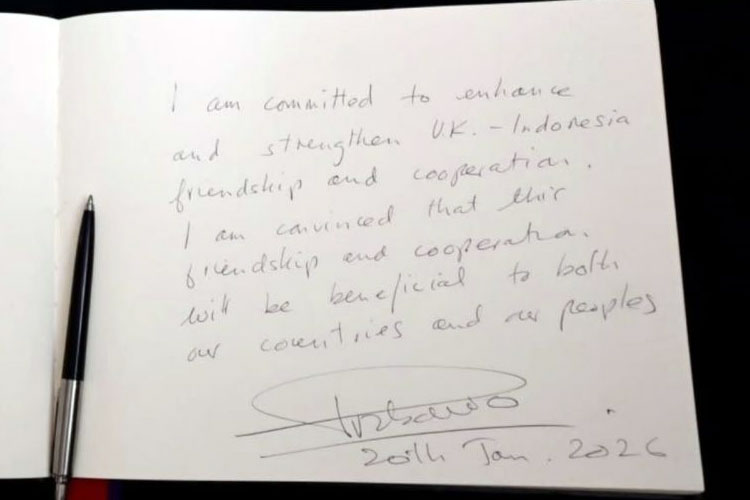 Catatan Tangan Prabowo Perkuat Hubungan RI-Inggris