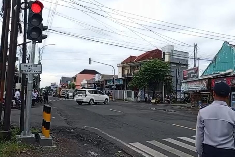 Traffic Light Simpang 4 Gladag Resmi Aktif, Keselamatan Berkendara Warga Banyuwangi Kian Terjamin