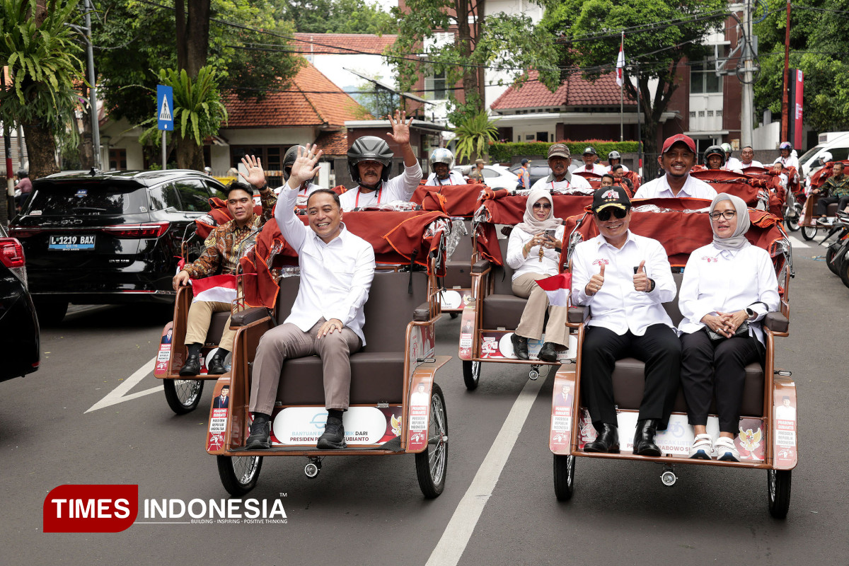 Kala Becak Listrik Bantuan Presiden Prabowo Ringankan Beban Warga Surabaya