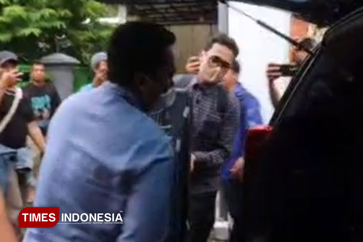 Sita Dokumen dan Uang Bertali Karet, Tim KPK Geledah Rumah Kadis PUPR Kota Madiun