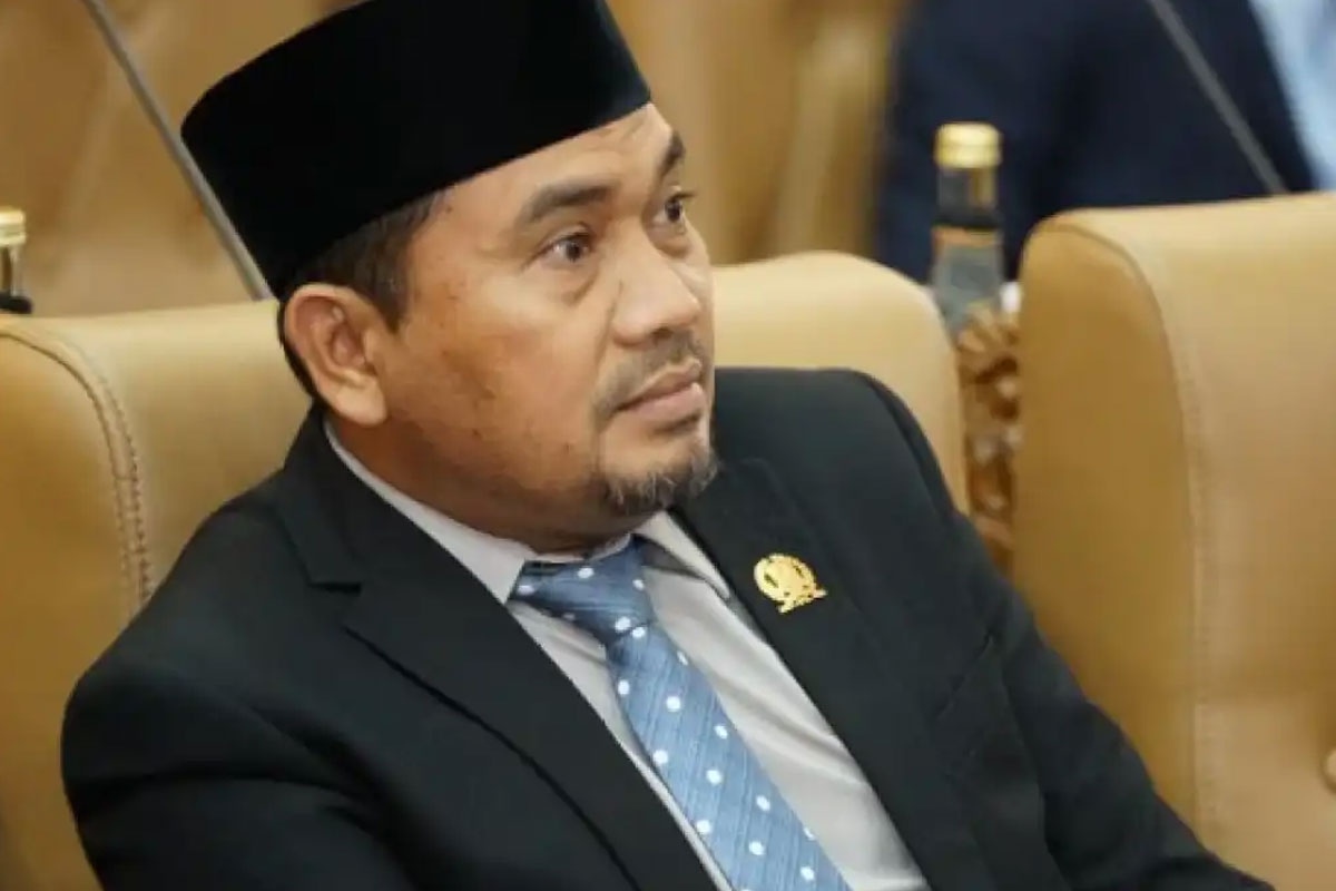 Kabel Internet Semrawut, DPRD Jatim Tekankan Kolaborasi dan Penegakan Perda