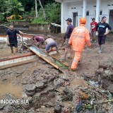 Terdampak Banjir Luapan, Kawasan Pemandian Dewi Sri Pujon Dinormalisasi