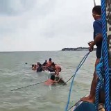 Ombak Tinggi Pasuruan Picu Kelangkaan Ikan, Harga Tongkol dan Cumi-Cumi Naik 2 Kali Lipat