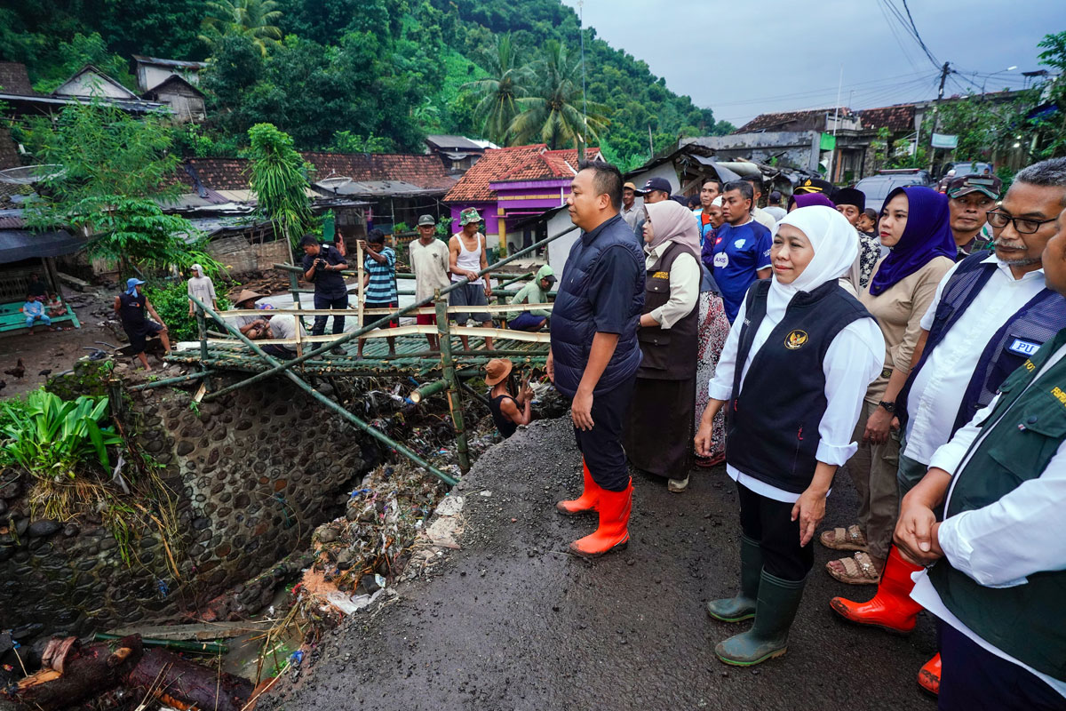 Gubernur Khofifah Respons Cepat Perbaikan Irigasi Pascabanjir Situbondo