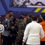 Menteri KKP Tak Sadarkan Diri Saat Pelepasan Jenazah Korban Pesawat ATR 42-500