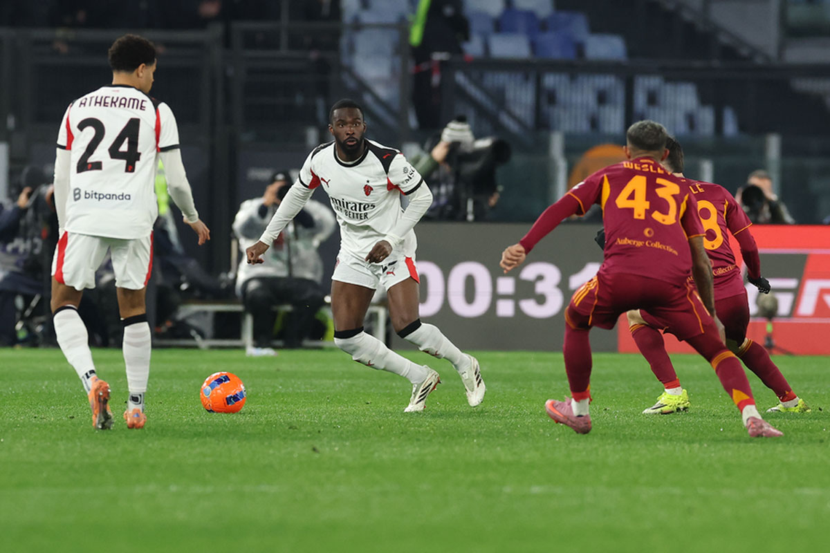 Imbang Lawan AS Roma, AC Milan Tertinggal Lima Poin dari Inter