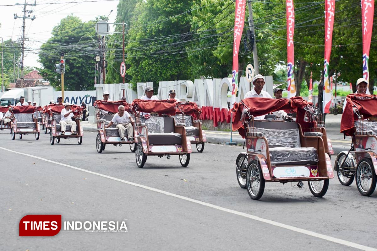 Pemkab Banyuwangi  Siapkan Charger Terpadu untuk Becak Listrik Bantuan Presiden Prabowo