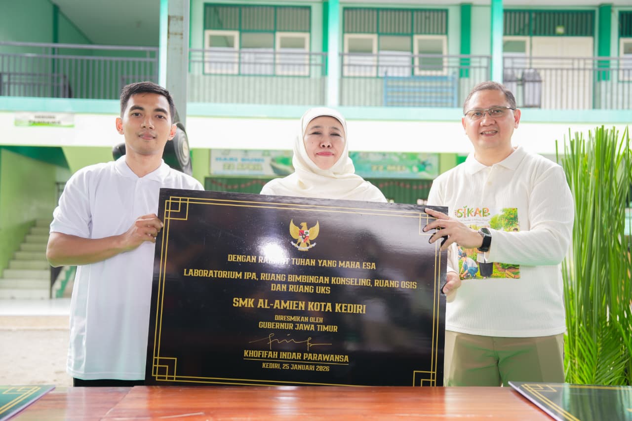 Khofifah-Revitalisasi-Sekolah-Kediri-2.jpg