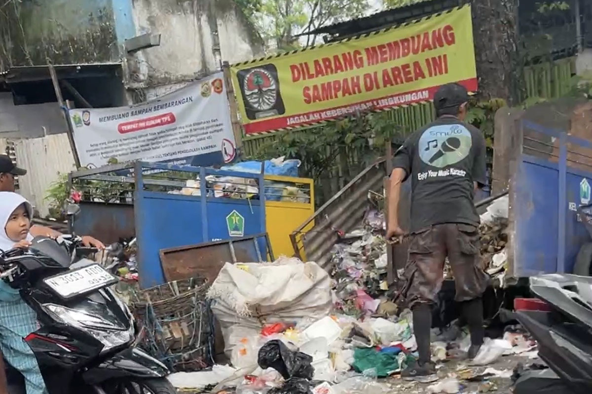 Sampah Menumpuk di Muharto Saat Banner Larangan Terpampang Jelas, DLH Kota Malang Akui Tak Punya TPS