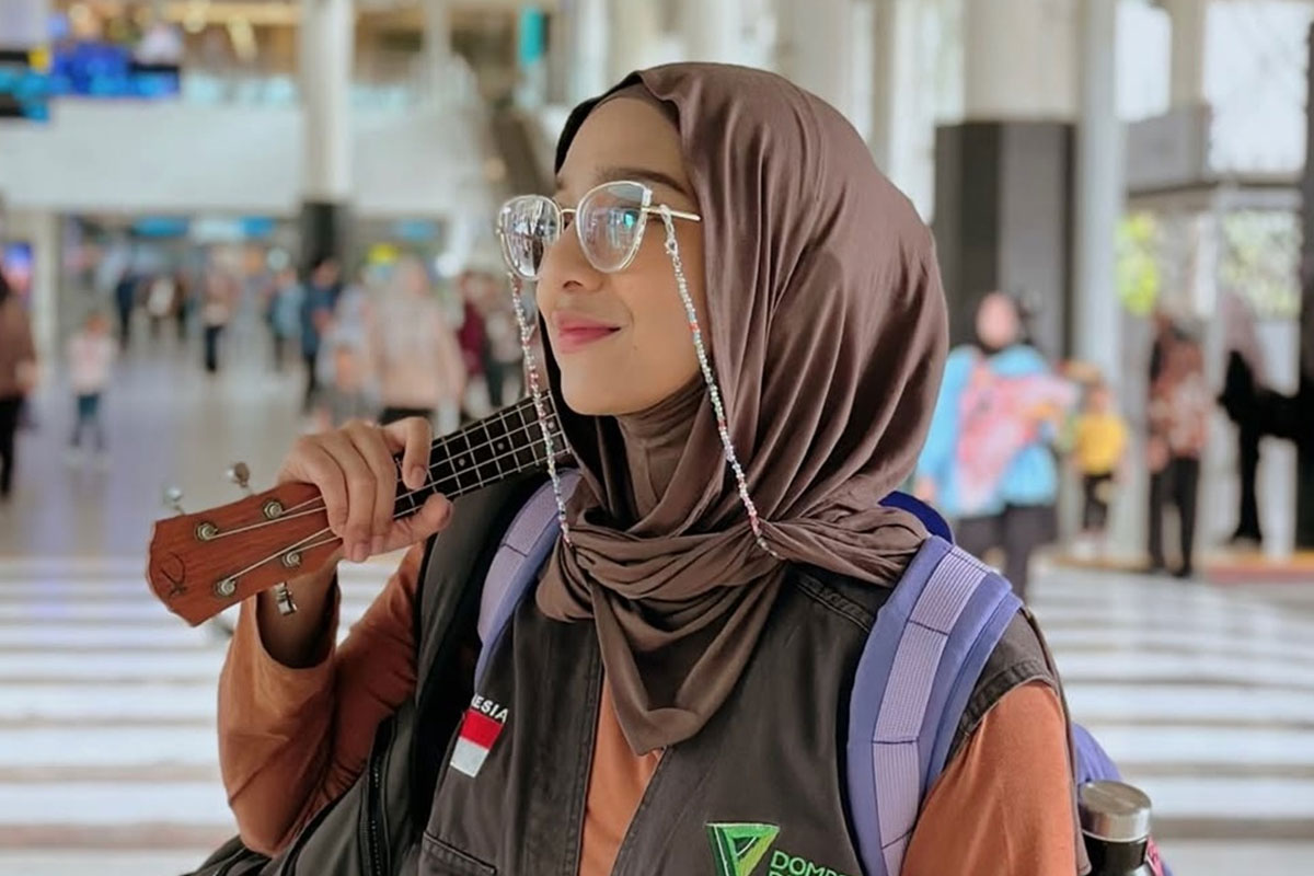 Chiki Fawzi Dicopot Sebagai Petugas Haji