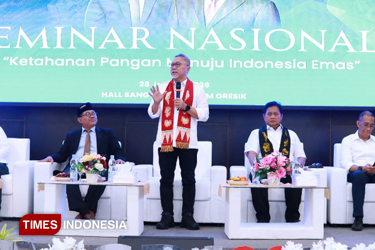 Hadir di UM Gresik, Menko Zulhas Dorong Kampus Perkuat Riset Pangan