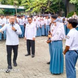 Dialog Menko Zulhas dengan Siswa Gresik: Bahas Ongkos Distribusi hingga Solusi Pangan