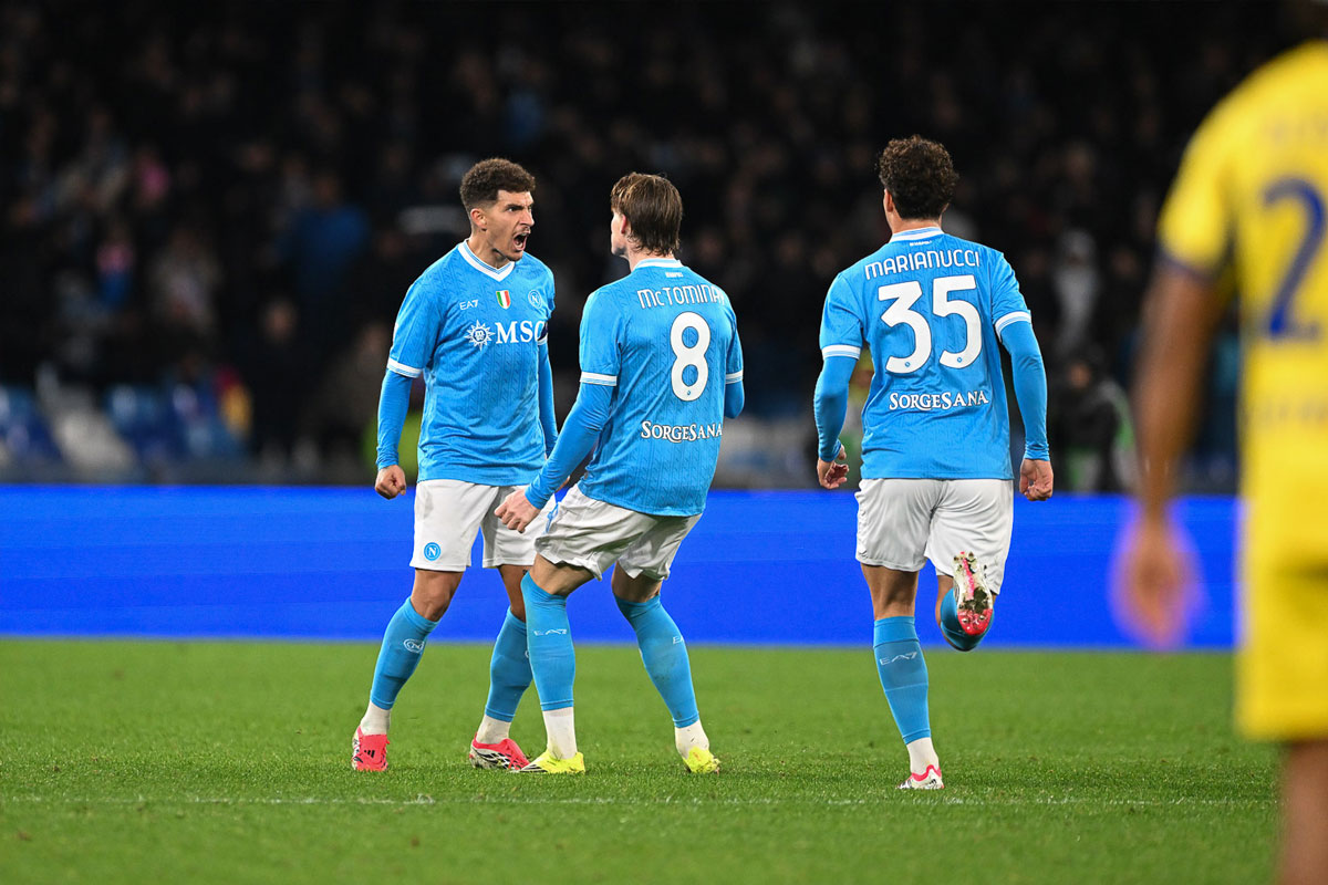 Napoli vs Chelsea: Duel Hidup Mati Conte di Liga Champions