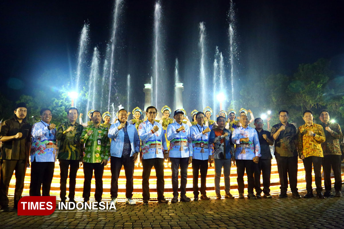 Revitalisasi Rampung, Alun-alun Merdeka Kota Malang Tampil Mbois dengan Air Mancur Gemerlap dan Wajah Sejarah