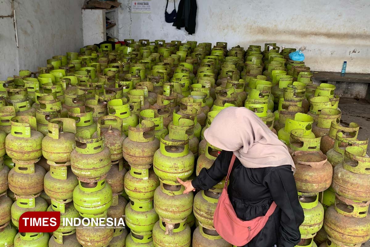 Pemerintah Sebut Stok Aman, Warga Bondowoso Keluhkan Kesulitan Gas Elpiji