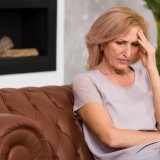 Tips Menghadapi Pra dan Pascamenopause