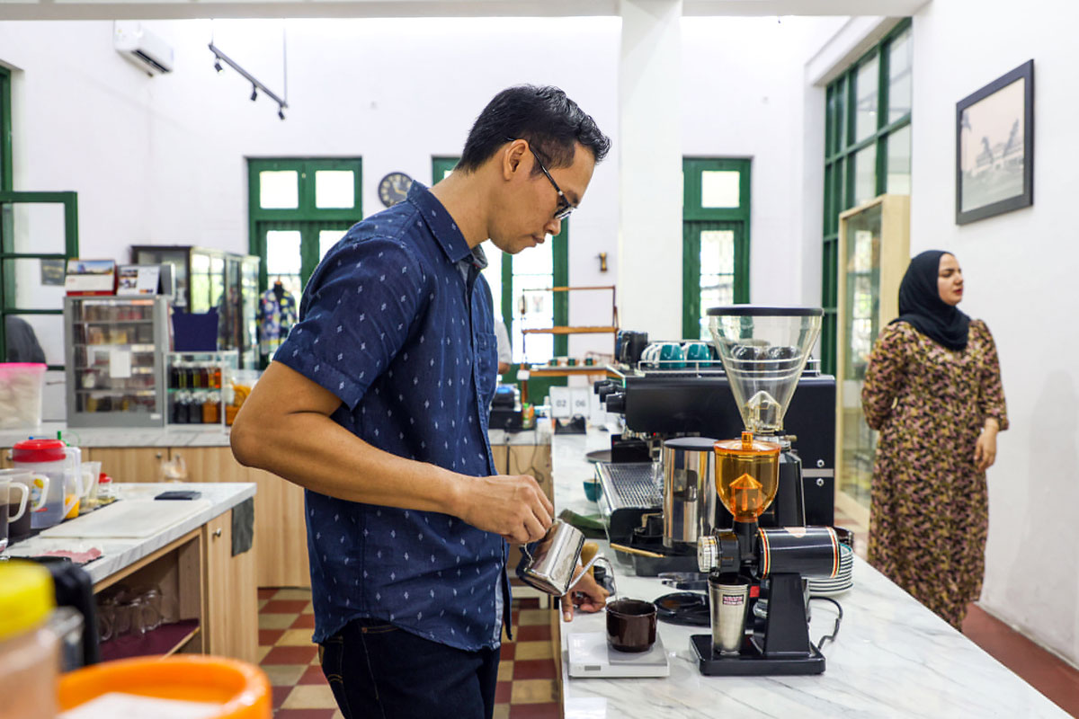 Melirik Kesuksesan Rumah Padat Karya Viaduct: Omzet Melesat, UMKM Berdaulat