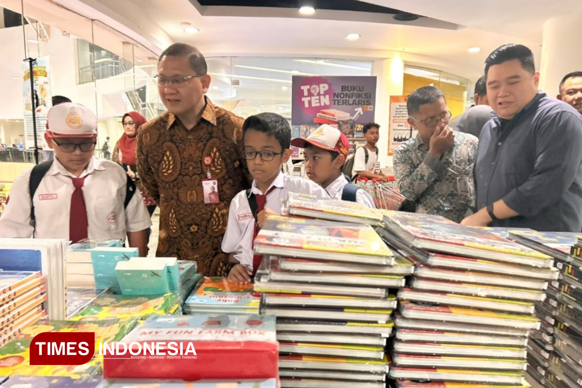 bazar-buku-Big-Bad-Wolf-Surabaya-2.jpg