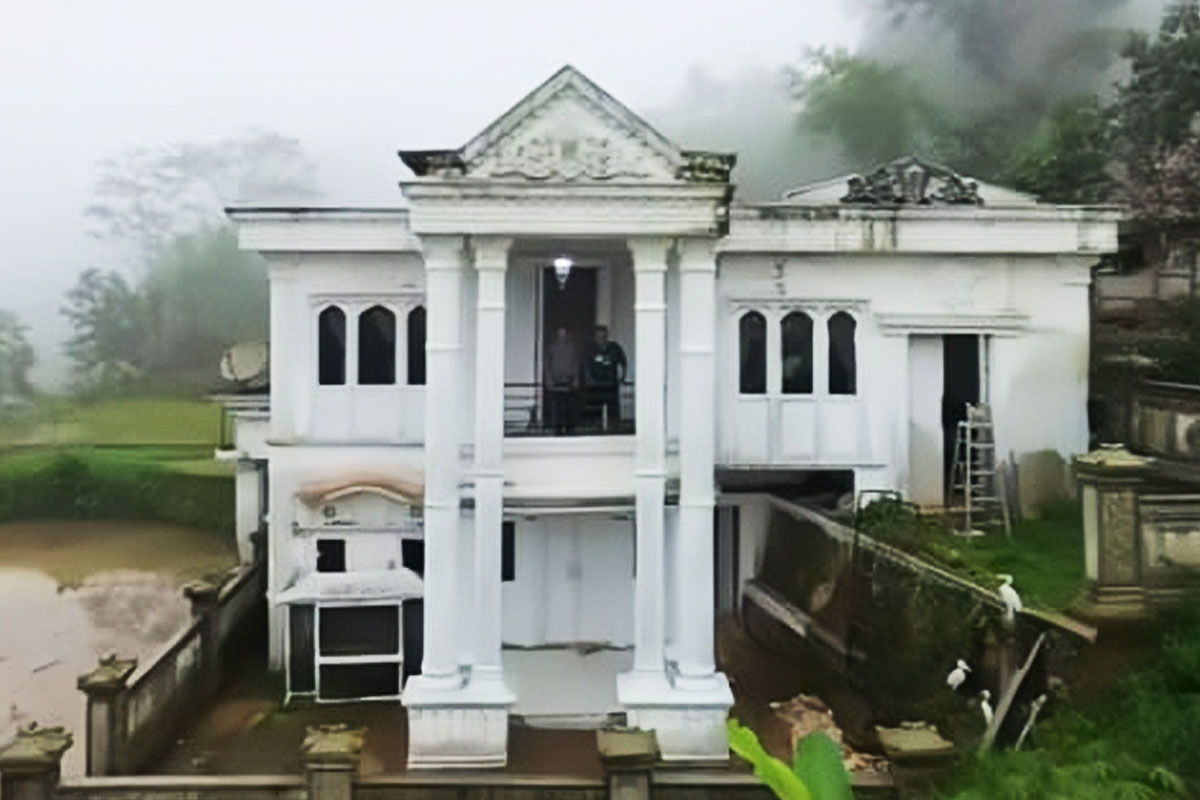 Rumah 'Palsu' Bermodal Rp50 Juta di Majalengka, Kemewahannya Disebut Lebihi Rumah KDM