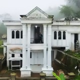 Rumah 'Palsu' Bermodal Rp50 Juta di Majalengka, Kemewahannya Disebut Lebihi Rumah KDM
