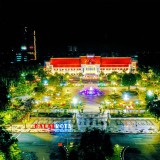 Pesona Taman Surya, Oase Penawar Penat Warga Surabaya