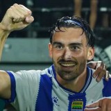 Persib Bandung Unggul Tipis Atas Persis Solo di Babak Pertama Liga 1