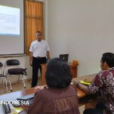 Inspiratif! Siham, Mahasiswa Autis Asperger UGM, Tuntaskan Studi Lewat Ujian Skripsi