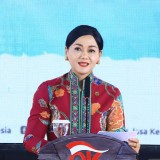 Dari Pasar Modal ke OJK, Jejak Karier Friderica Widyasari Dewi