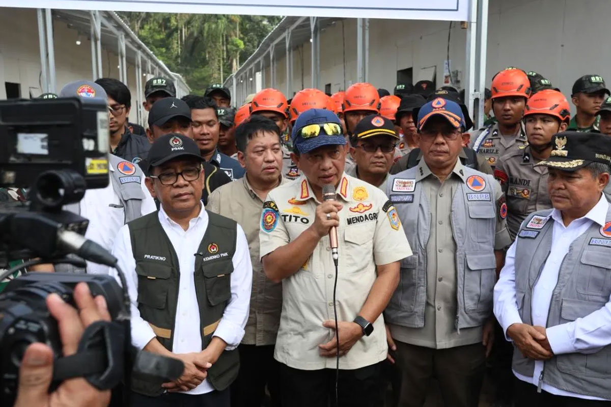 Progres Huntara di Aceh, Sumut, dan Sumbar: Mendagri Targetkan Percepatan Rehabilitasi