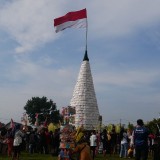 Ruwat Desa Jelang Ramadan, Warga Sedengan Mijen Sidoarjo Usung Tumpeng Tempe Raksasa