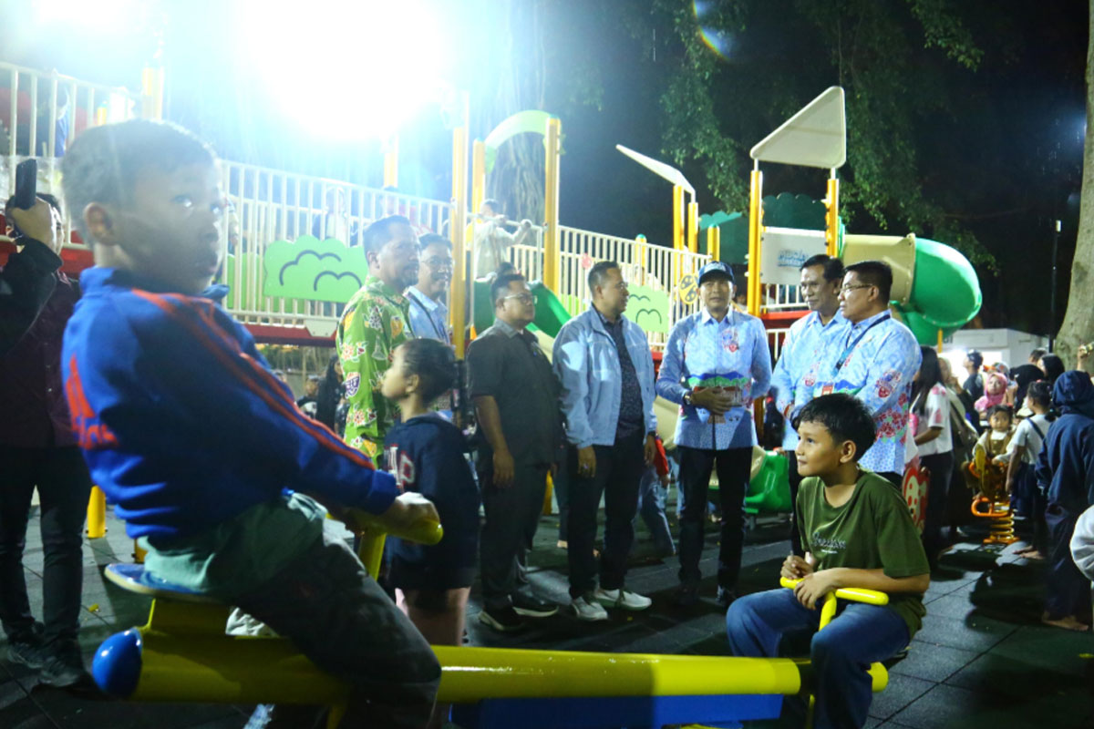 Pengunjung Membludak, DLH Catat 62 Anak Terpisah di Alun-alun Merdeka Malang