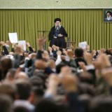 Iran Ingatkan Akan Terjadi Perang Regional Bila AS Lakukan Agresi