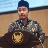 Juhairi: Kepulauan di Sumenep Masih Tertinggal, Lautnya Ikut Terancam