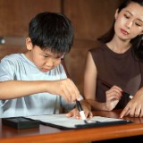 Rahasia Melatih Disiplin Anak dengan Kasih Sayang