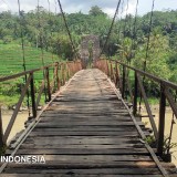 Ini Penyebab Jembatan Gantung Penghubung Desa Purwanegara dan Kincang Banjarnegara Ditutup
