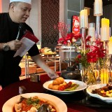 Rayakan Tahun Kuda Api, Sheraton Surabaya Sajikan Menu Imlek Premium