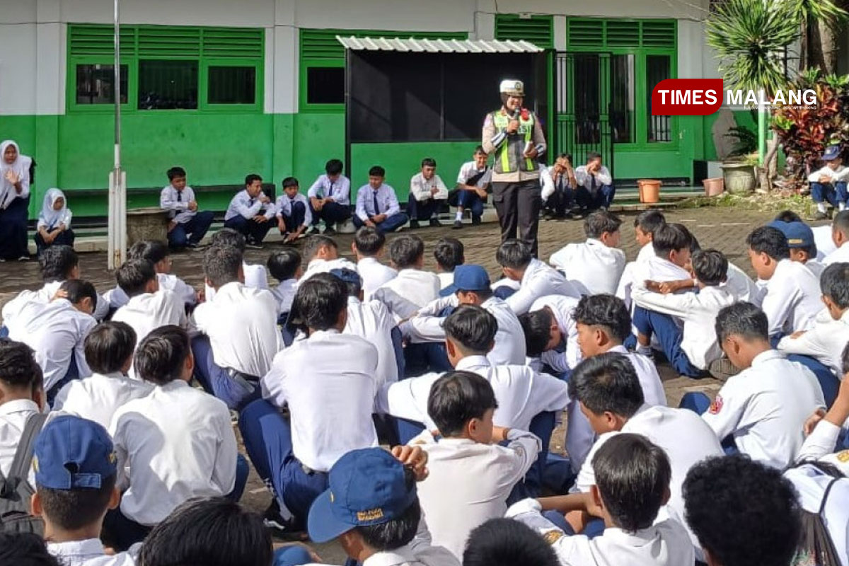 Bupati Malang Siapkan SE Larang Pelajar SMP Naik Motor