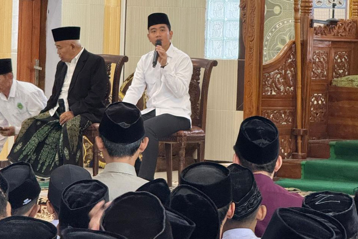 Wapres Gibran Dorong Santri Melek Teknologi Tanpa Meninggalkan Akhlak