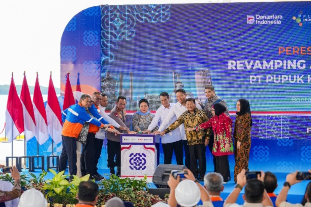Dukung Swasembada Pangan, Pupuk Indonesia Resmikan Modernisasi Pabrik Tertua Pupuk Kaltim