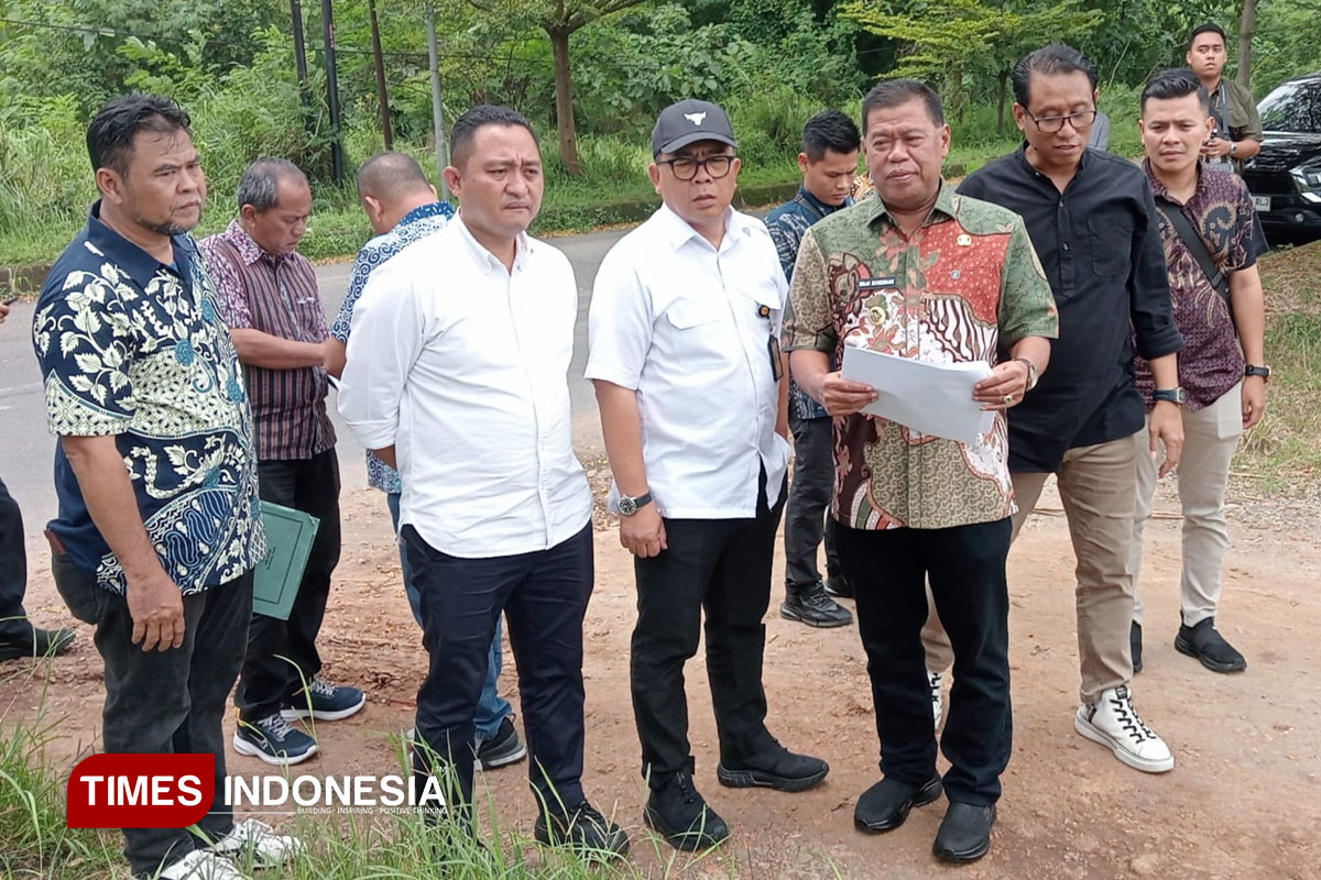 Kementerian PU dan Bupati Majalengka Tinjau Lokasi Rencana Pembangunan SOR Baribis