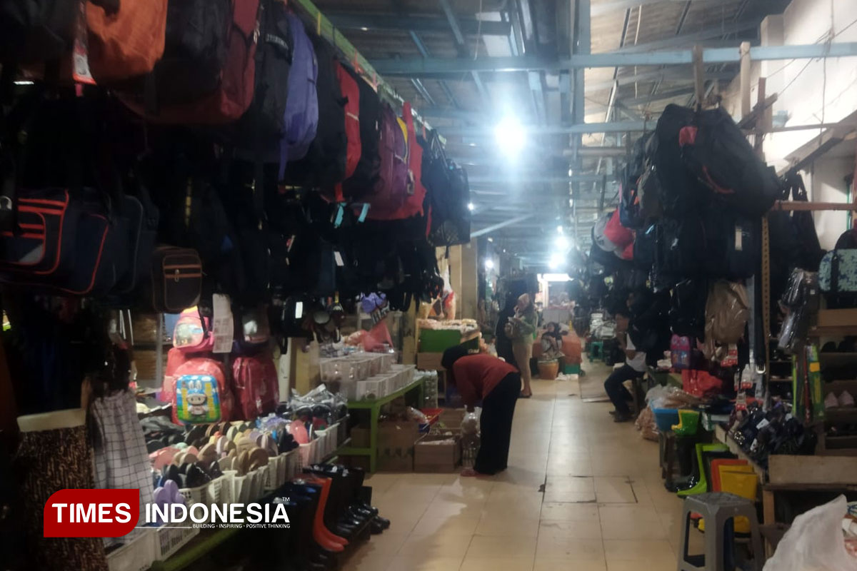 Kios Sepi Bikin Setoran Mandek, Tunggakan Pasar Pacitan Jebol Rp350 Juta