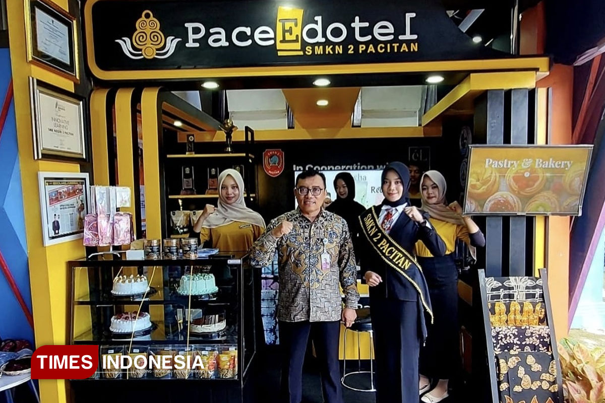 SMKN 2 Pacitan Unjuk Karya di Milenial Market Festival 2026