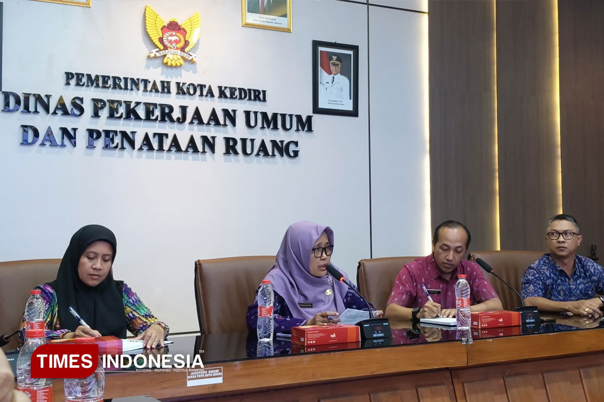 Pemkot Kediri Tegaskan Komitmen Tuntaskan Pembangunan RTH Alun-Alun