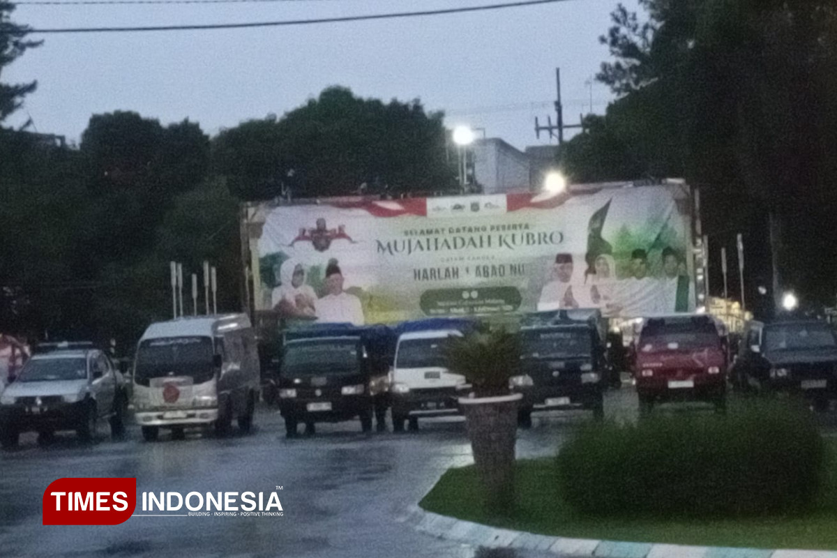 Dropzone Tertata, Jemaah Mujahadah Kubro 100 Tahun NU Melintas Lancar di Malang