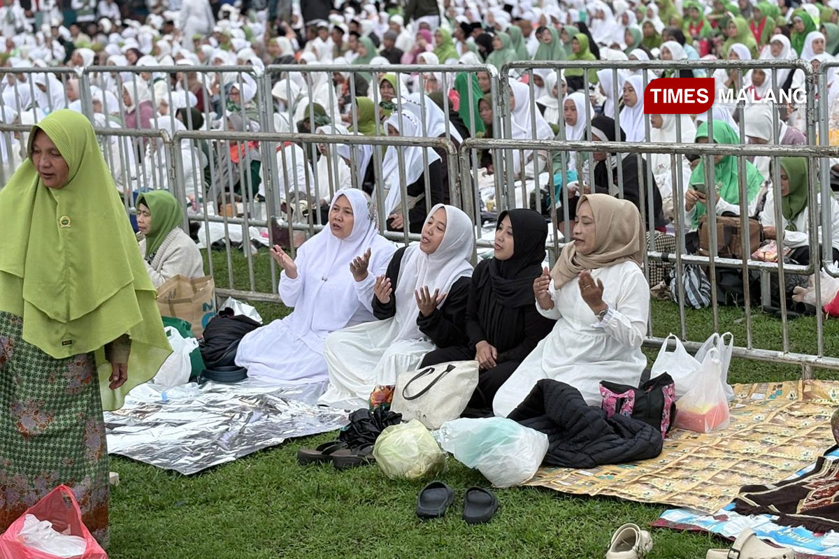 Usai Subuh, Shalawat Menjadi Penanda Dimulainya Puncak Resepsi 1 Abad NU di Gajayana